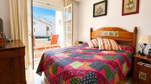 Foto 5 von Einfamilien-Reihenhaus zum Verkauf in Nueva Atalaya, Estepona