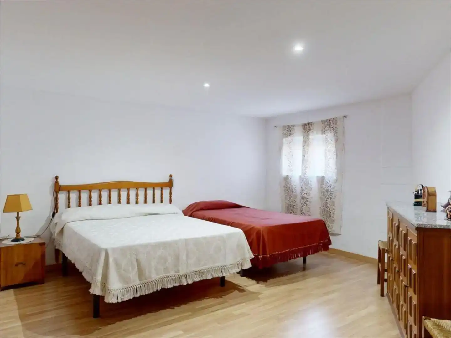 Dormitori de Casa adosada en venda en Cadrete