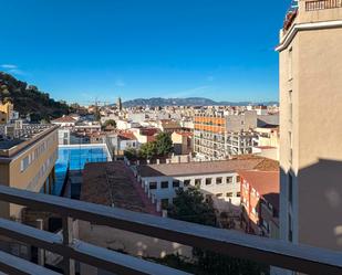 Vista exterior de Apartament en venda en Málaga Capital amb Aire condicionat, Terrassa i Balcó