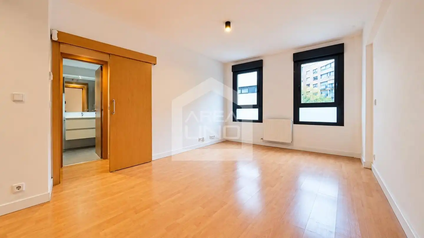 Habitación de Piso de alquiler en Parque Oeste - Fuente Cisneros