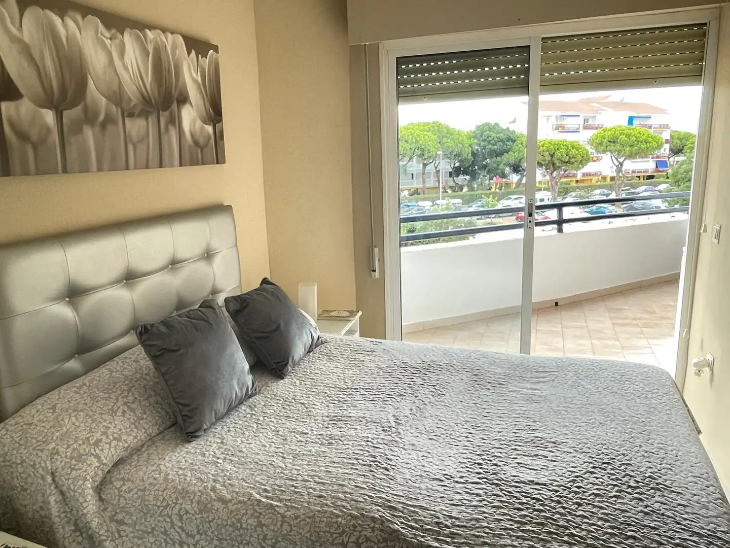 Dormitori de Apartament en venda en El Portil amb Terrassa, Moblat i Piscina comunitària