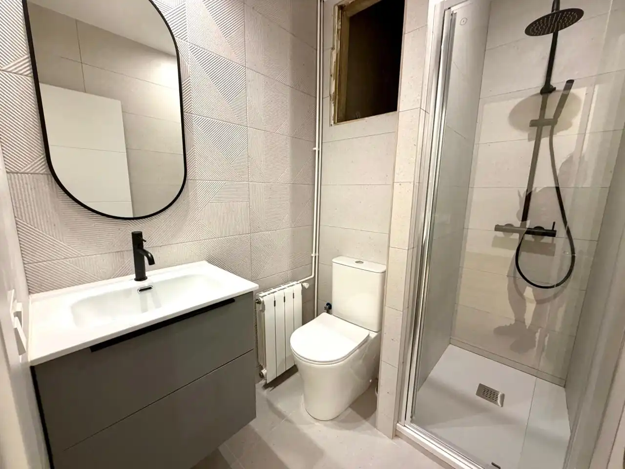Baño de Piso en venta en Montcada i Reixac con Calefacción, Parquet y Terraza
