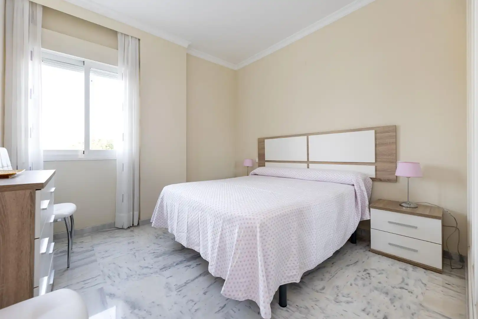 Bedroom of Flat for sale in Motril  with Air Conditioner, Private garden and Terrace