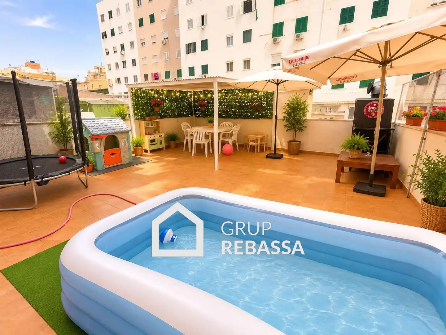 Piscina de Pis en venda en  Palma de Mallorca amb Aire condicionat, Calefacció i Terrassa