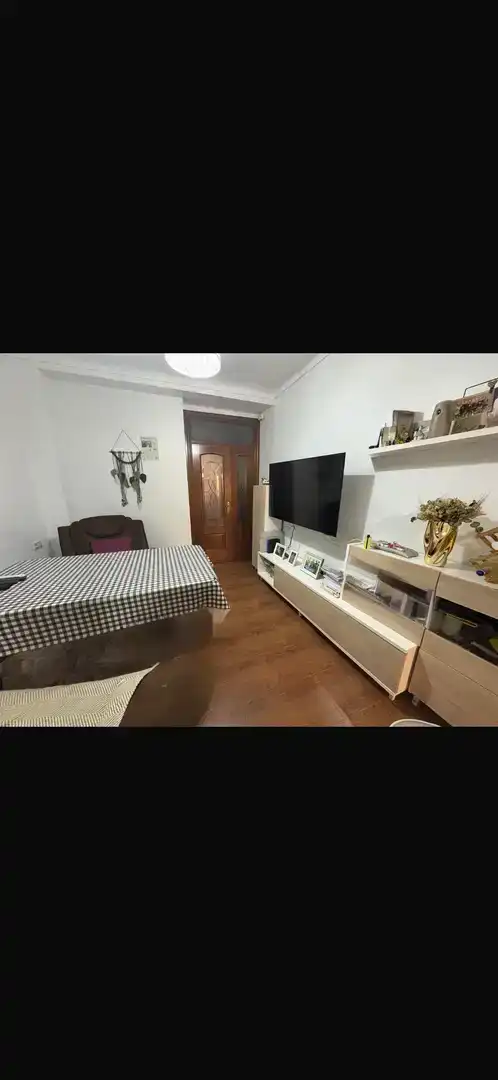 Sala d'estar de Casa adosada en venda en Encinas Reales, Córdoba