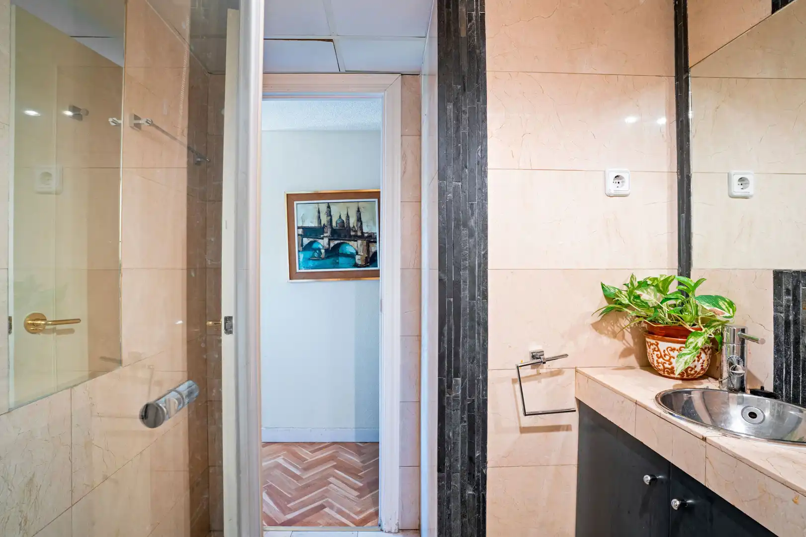Baño de Piso para compartir en Fuencarral - El Pardo