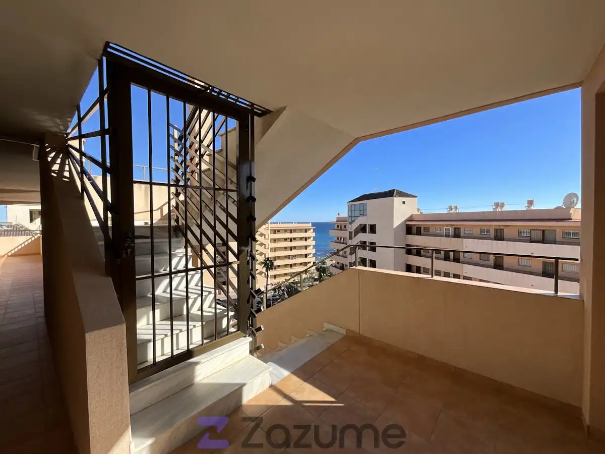 Piso de alquiler en Av. de las Sirenas, Miramar - Torre del Moro