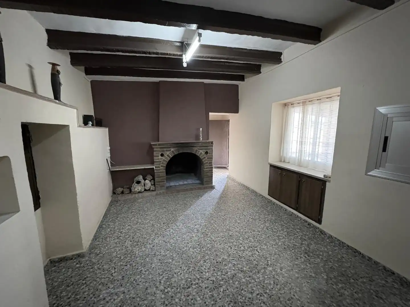 Houses for sale in Almansa  with Heating, Swimming Pool and Furnished