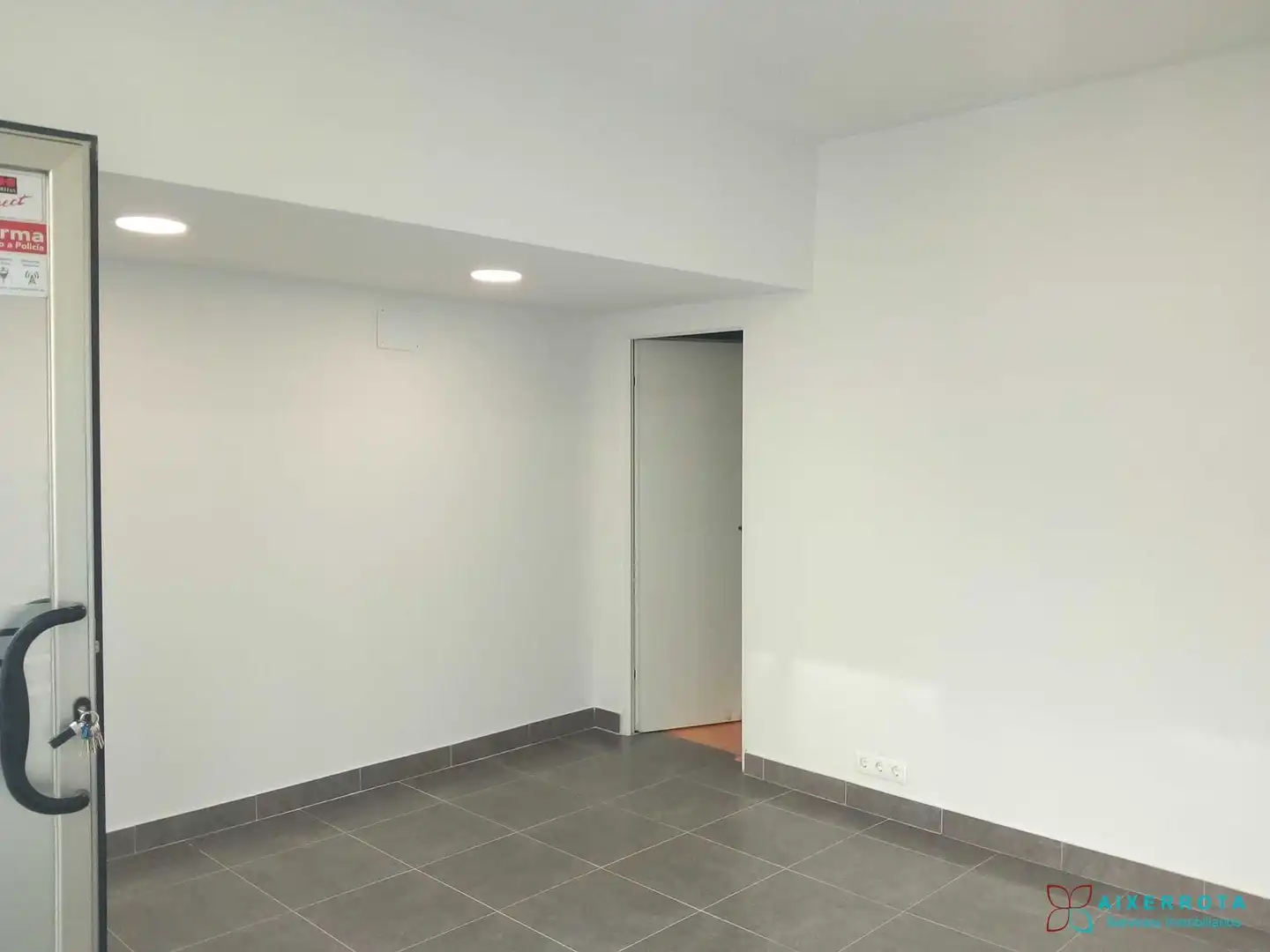 Gewerbefläche zum Verkauf in Bidebarri Kalea
