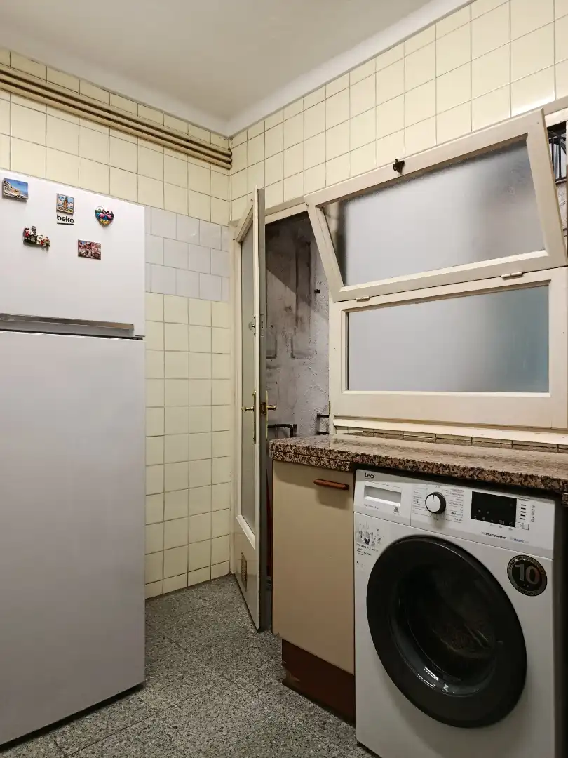 Küche von Wohnung zum Verkauf in Girona mit Heizung, Terrasse und Balkon