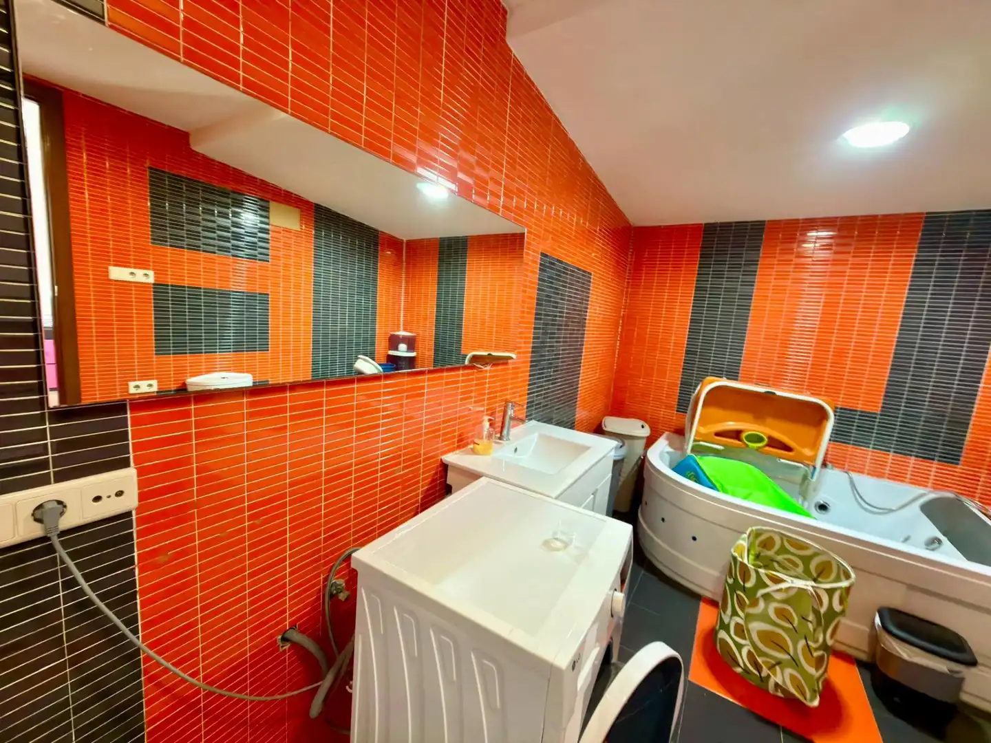 Bathroom of Houses for sale in Córdoba