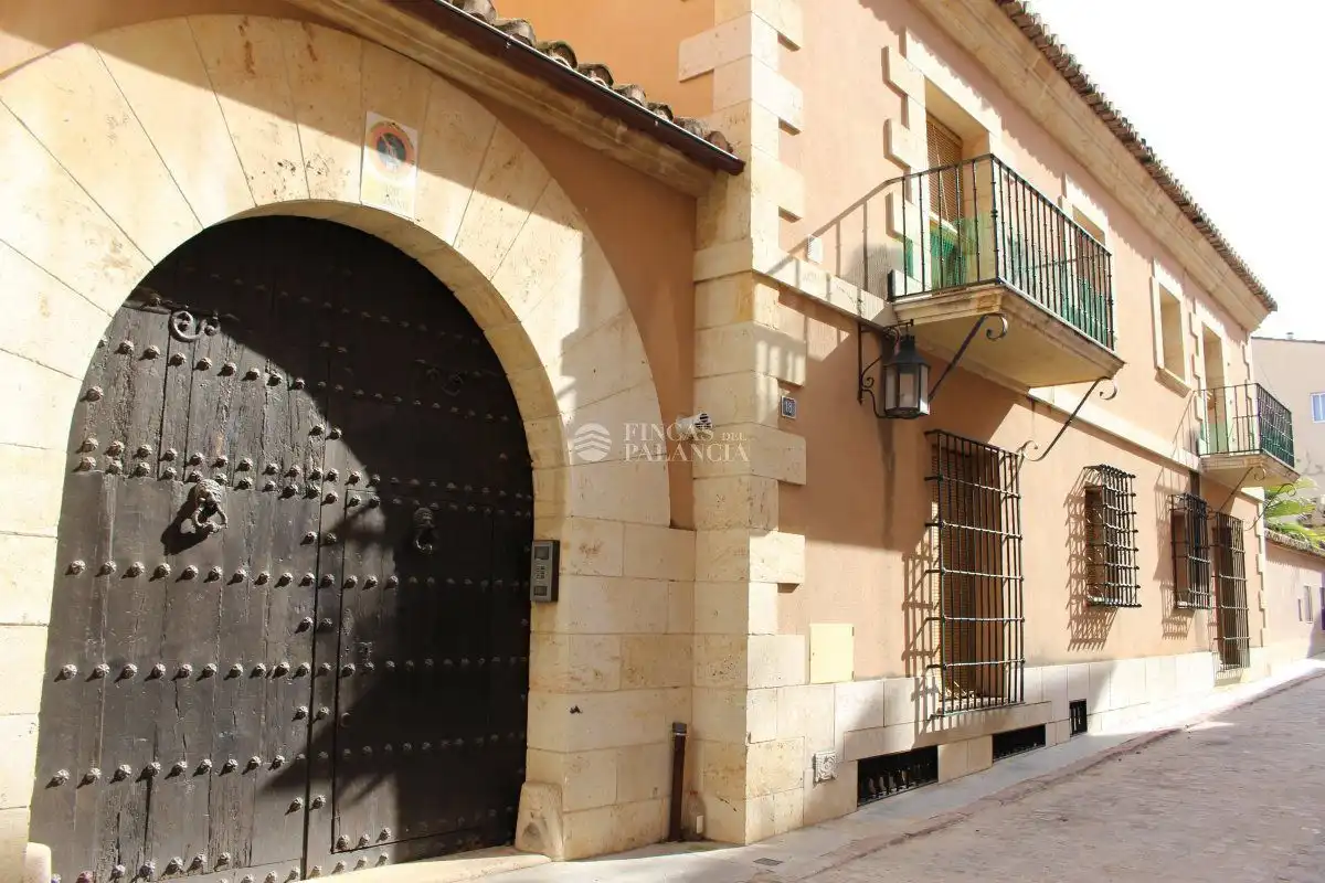 Vista exterior de Casa o xalet en venda en Segorbe amb Calefacció, Jardí privat i Terrassa