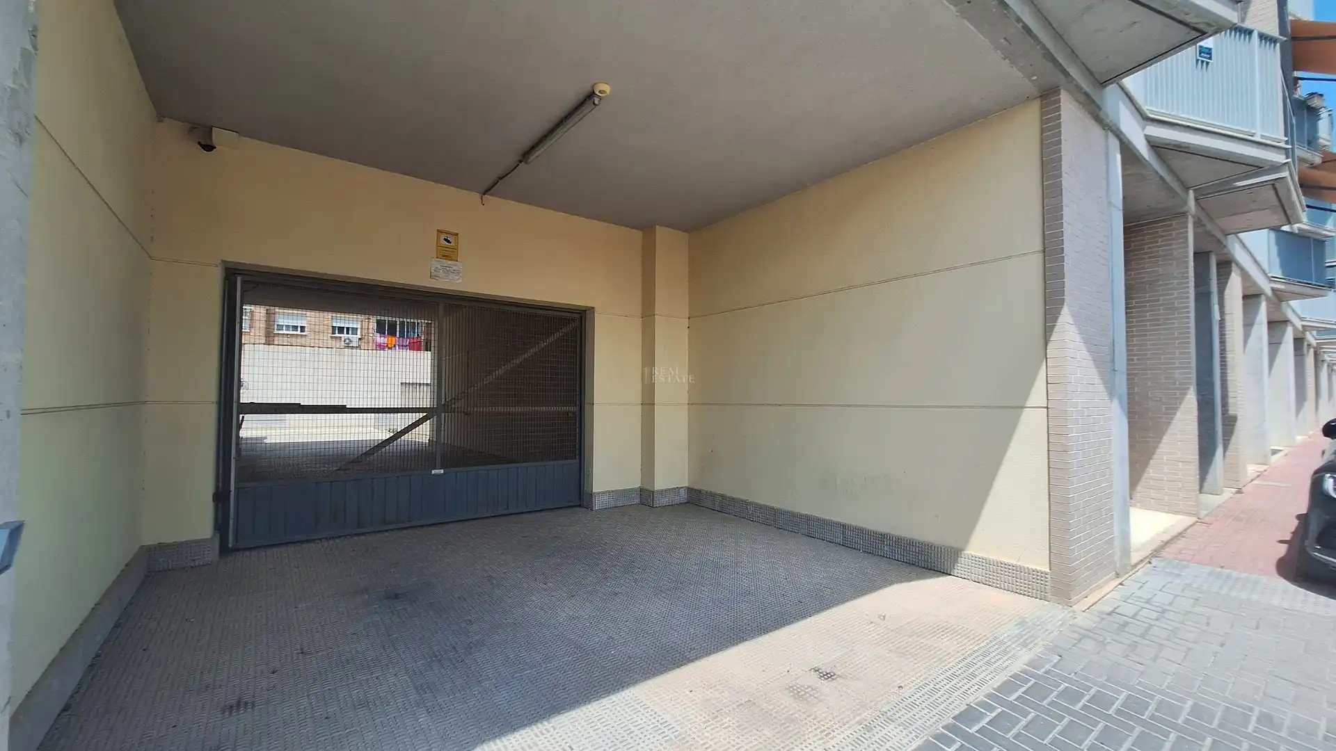 Parking de Piso en venta en Murcia con Aire acondicionado, Trastero y Balcón