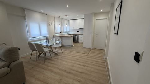 Foto 2 von Wohnung zur Miete in El Carbayedo - El Quirinal, Avilés