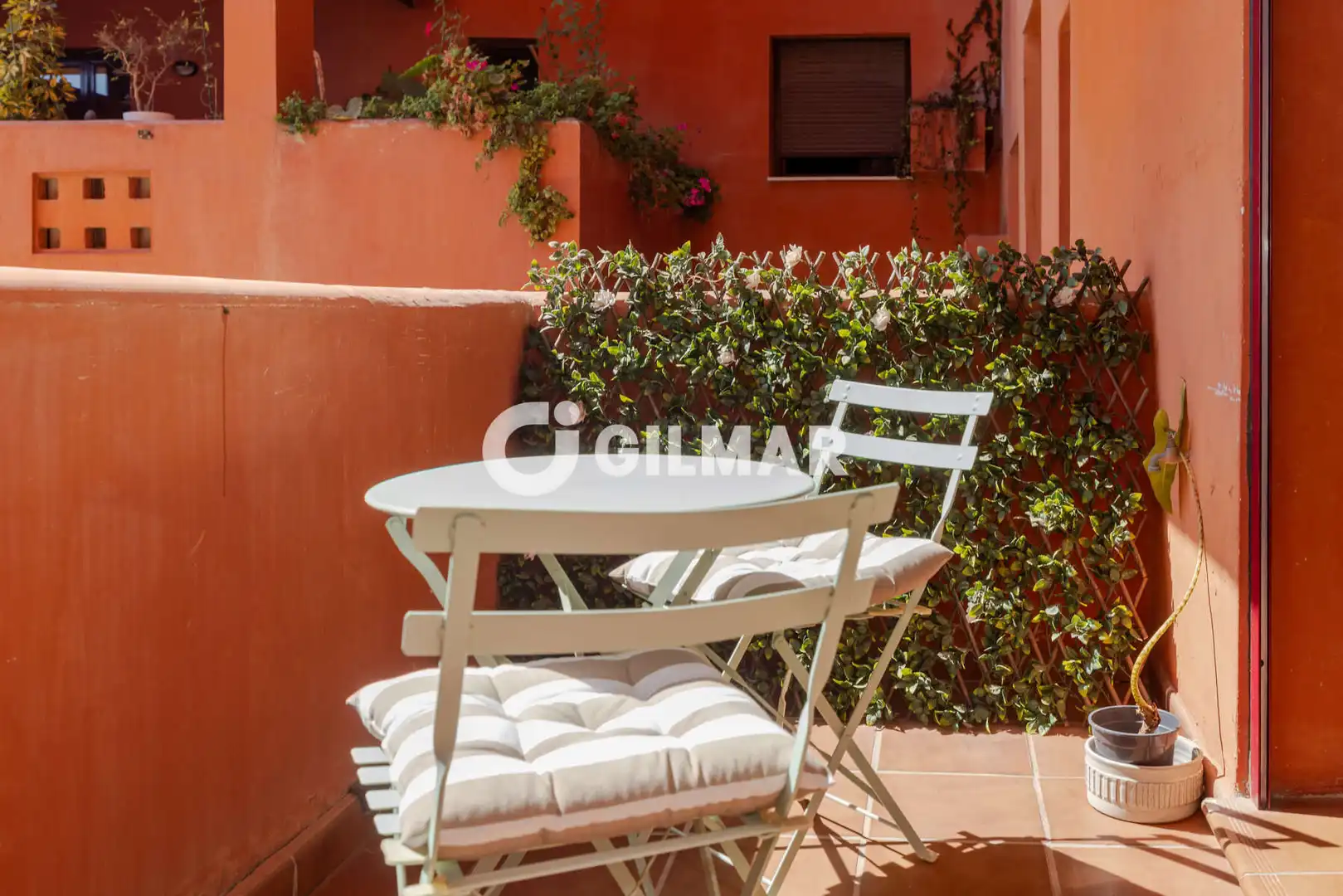 Terraza de Apartamento en venta en Estepona con Calefacción, Trastero y Piscina