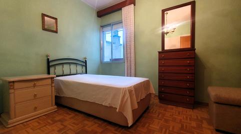 Foto 2 de Piso en venta en Calle de la Oca, 97, Vista Alegre,  Madrid Capital