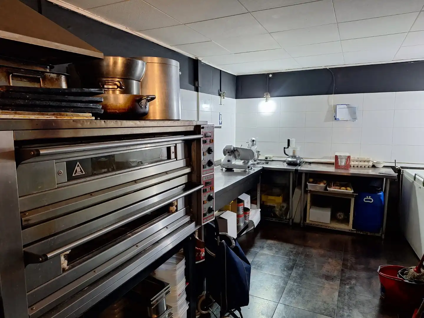 Business premises for transfer in Eixample, imagen 10