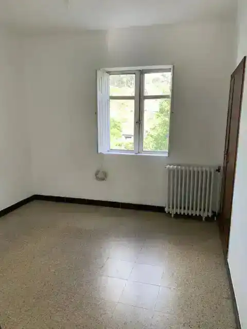 Dormitori de Casa o xalet en venda en Pontevedra Capital  amb Calefacció, Jardí privat i Traster