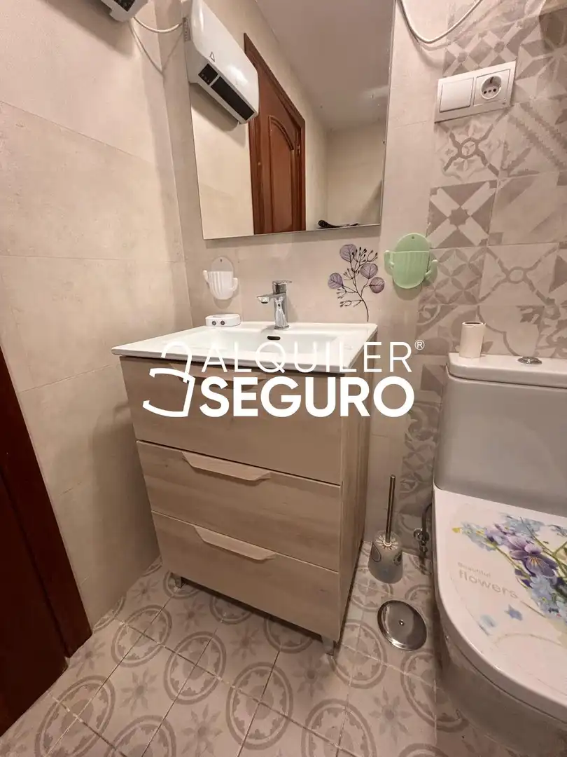 Flat for rent in del Puerto de Galapagar , Casco Histórico de Vallecas