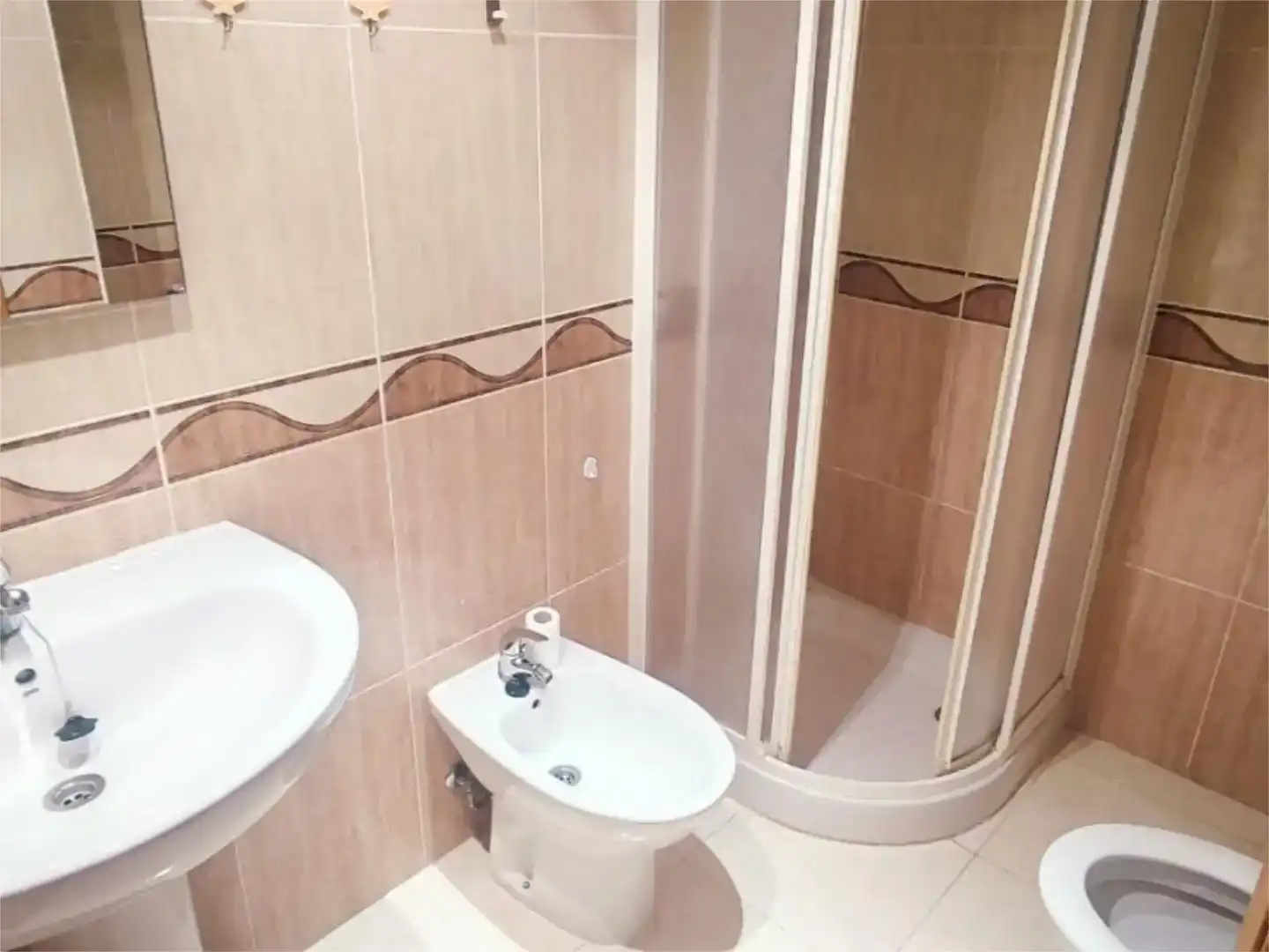 Baño de Piso en venta en Oropesa del Mar / Orpesa con Aire acondicionado, Jardín privado y Piscina