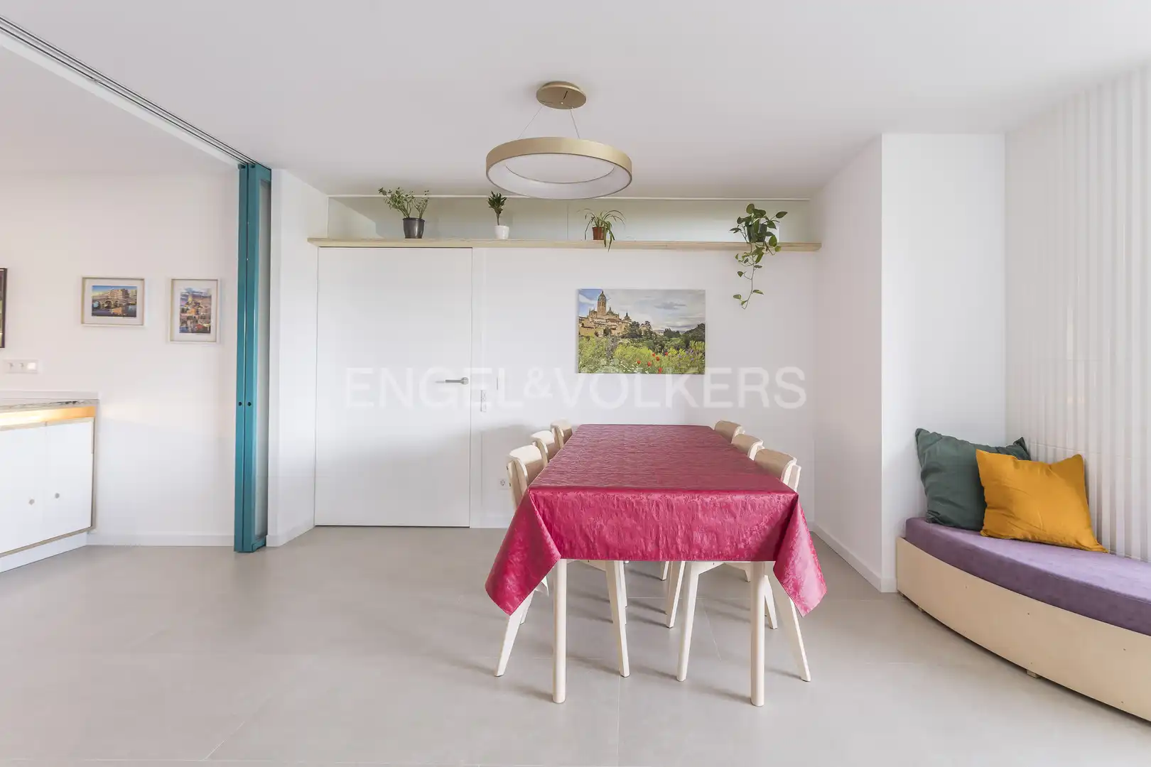 Comedor de Piso de alquiler en Madrid con Aire acondicionado, Calefacción y Amueblado