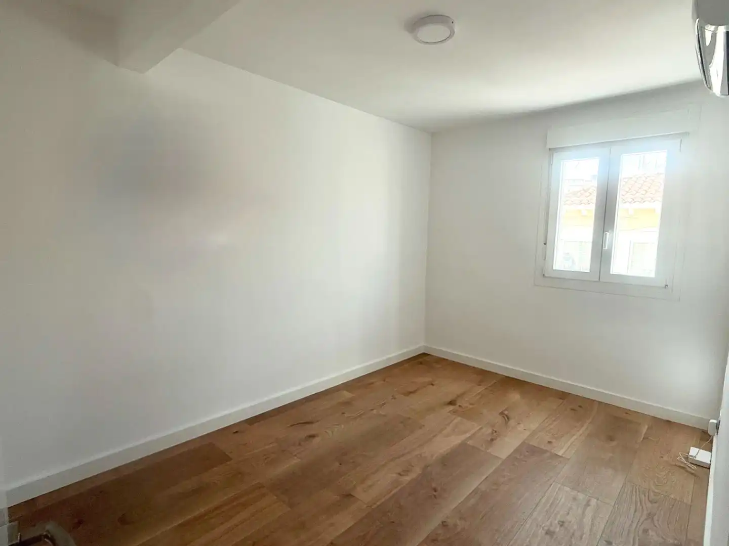 Habitación de Piso en venta en Parla con Aire acondicionado, Terraza y Balcón