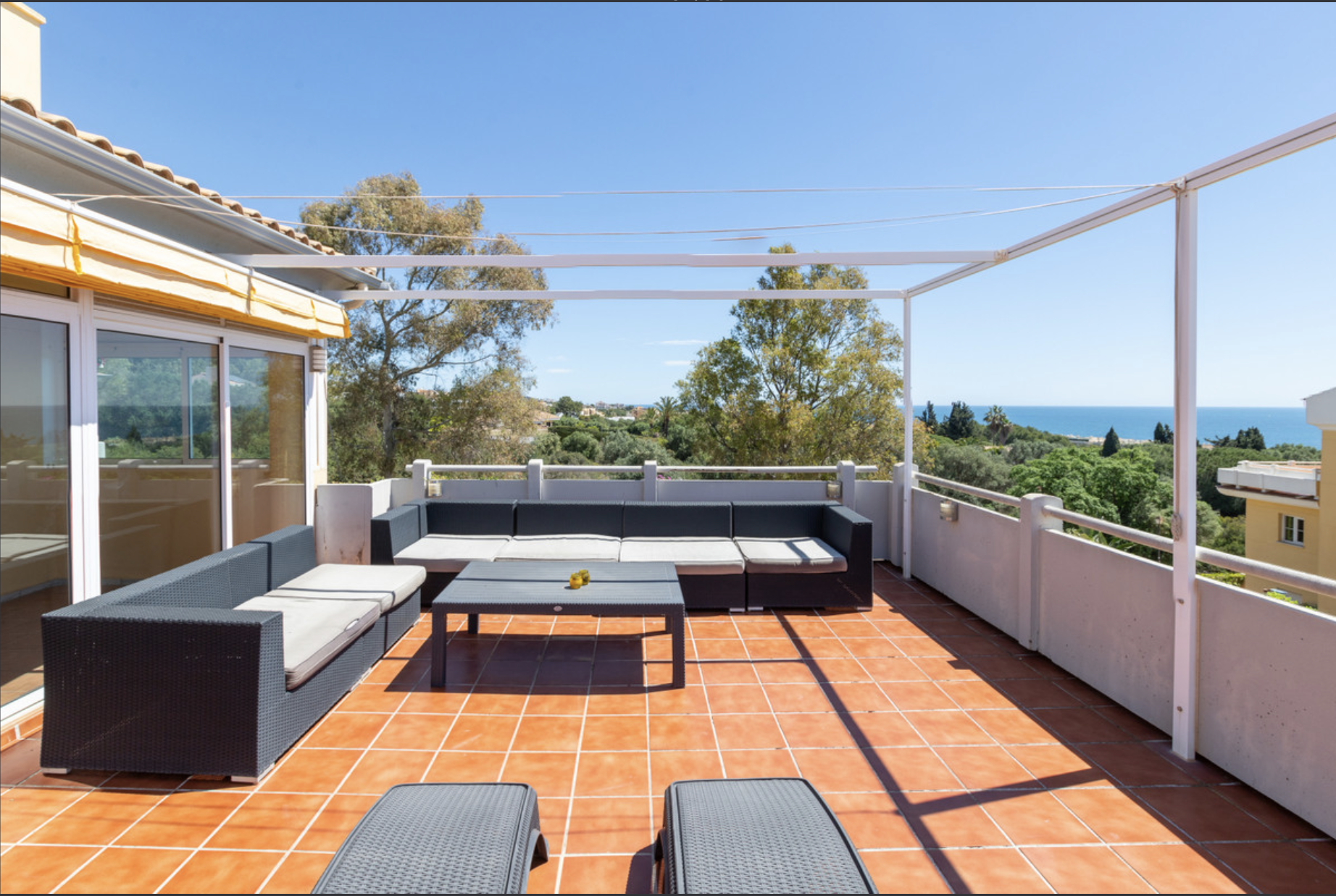 Terrassa de Àtic en venda en Marbella amb Aire condicionat, Terrassa i Piscina