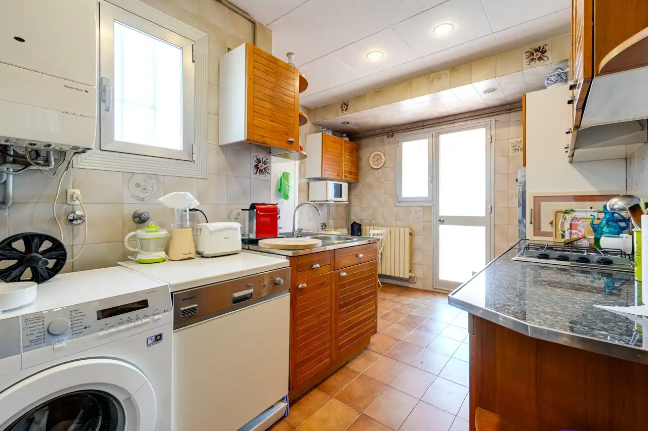 Cuina de Àtic en venda en Barcelona amb Aire condicionat, Calefacció i Terrassa
