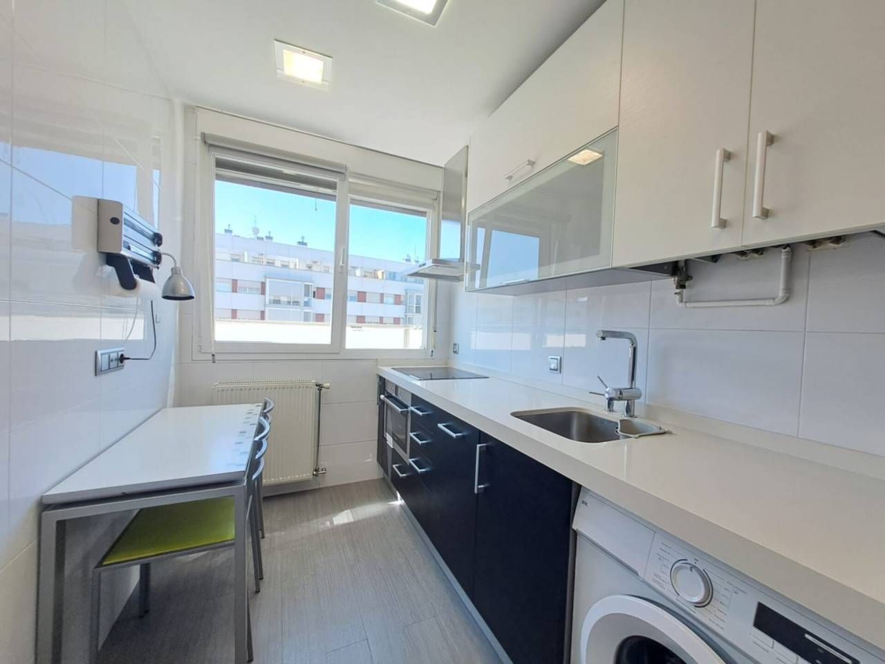 Cocina de Piso en venta en Burgos Capital con Calefacción, Parquet y Trastero