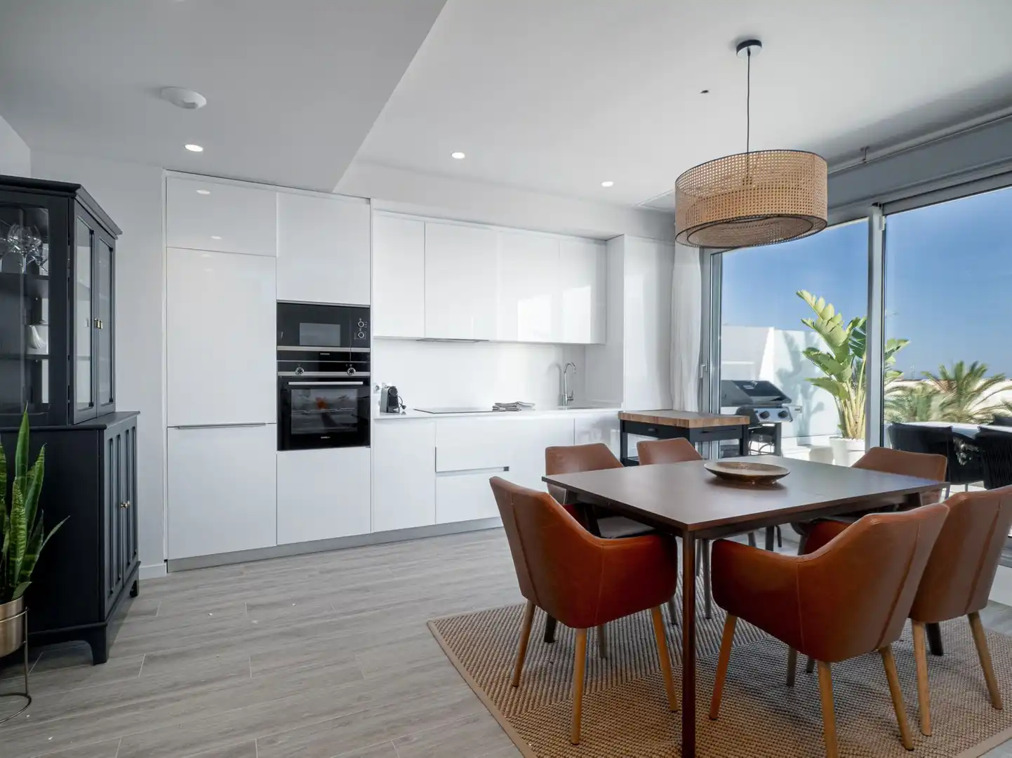 Cocina de Ático de alquiler en Estepona con Aire acondicionado, Terraza y Trastero