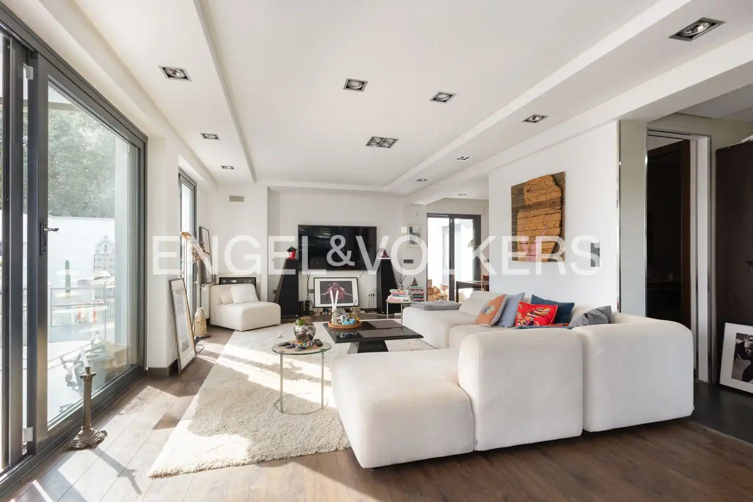 Sala d'estar de Casa o xalet de lloguer en Chiva amb Aire condicionat, Calefacció i Jardí privat