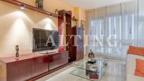 Living room of Flat for sale in  Barcelona Capital  with Heating, Parquet flooring and Terrace