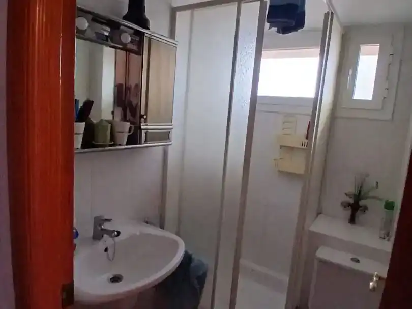 Bany de Loft de lloguer en Lleida amb Aire condicionat, Piscina i Moblat