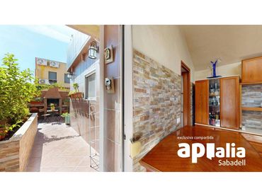 Maison mitoyenne à vendre à Barri Antic