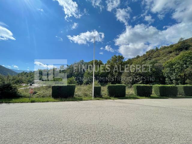 Terreno residencial en Venta en Rialp