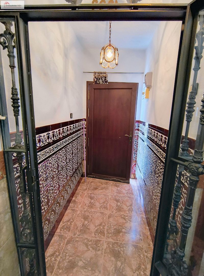 Casa adosada en venda en Alcalá del Río amb Aire condicionat, Moblat i Forn