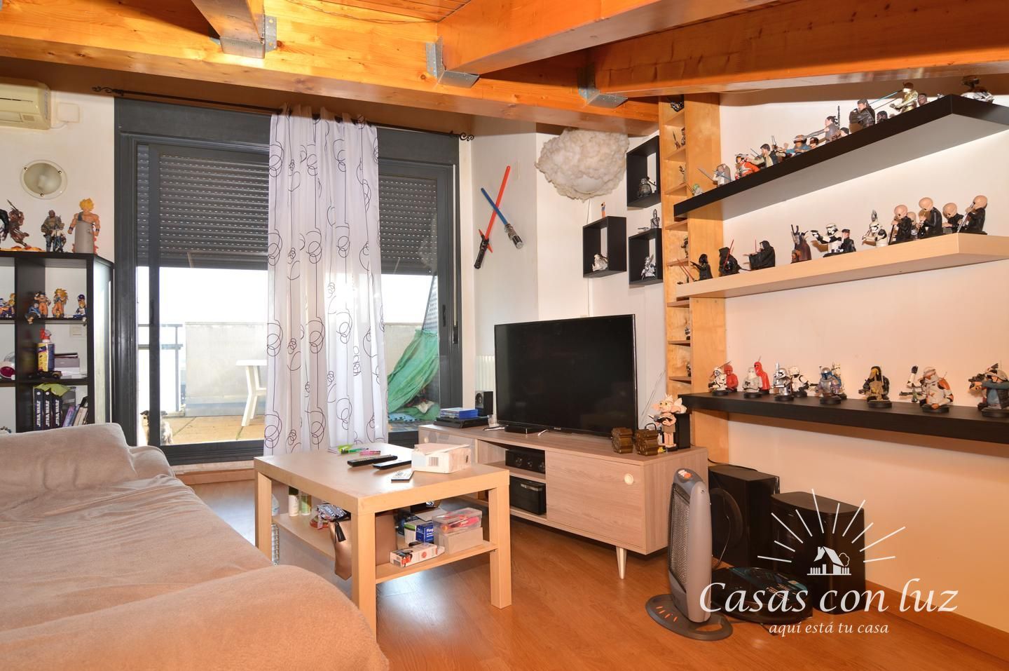 Sala d'estar de Dúplex en venda en  Zaragoza Capital amb Aire condicionat, Calefacció i Terrassa