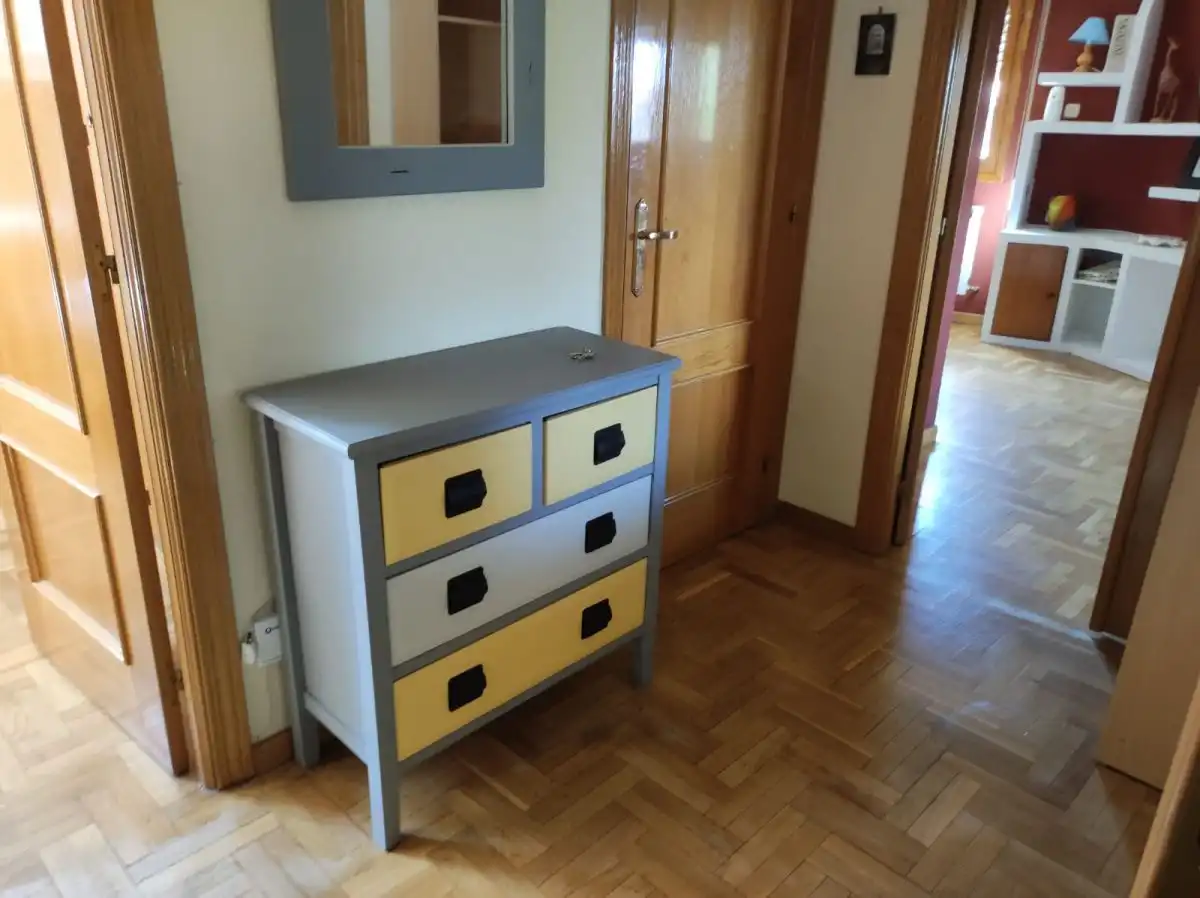 Habitación de Ático en venta en Segovia con Calefacción, Parquet y Amueblado