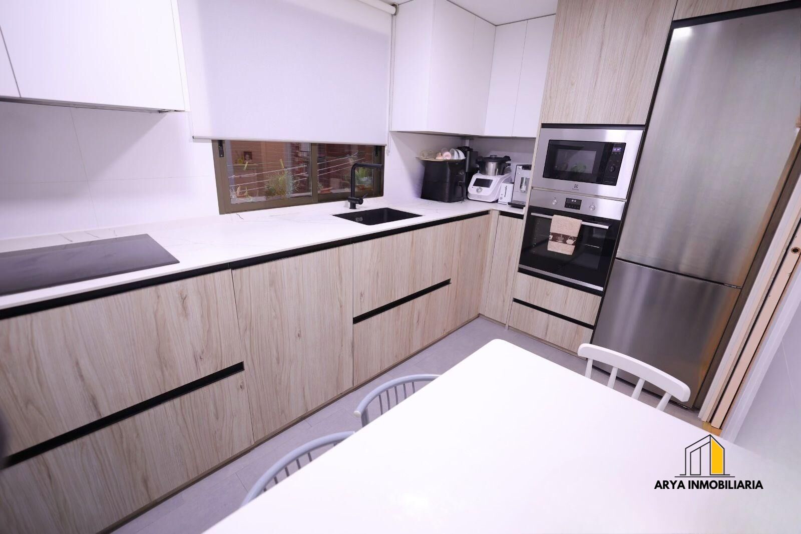 Cuina de Pis en venda en Torrejón de Ardoz amb Aire condicionat, Calefacció i Piscina comunitària