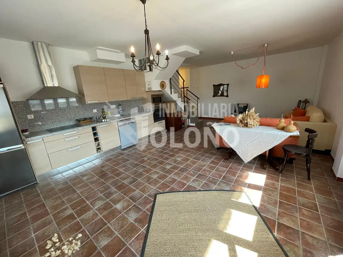 Sala d'estar de Dúplex en venda en Zarratón amb Calefacció, Parquet i Traster
