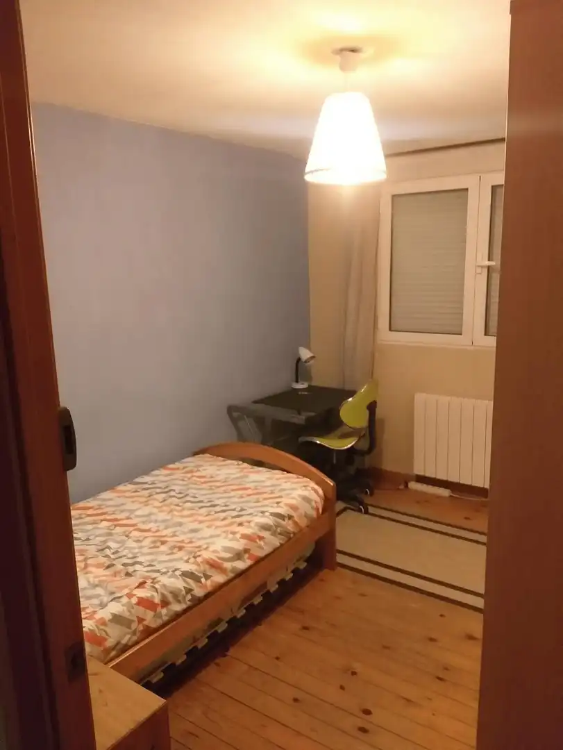 Habitación de Piso para compartir en Valencia con Calefacción, Amueblado y Lavadora