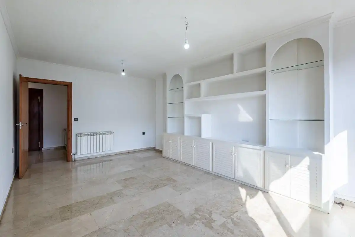 Wohnzimmer von Wohnung zur Miete in Granada mit Heizung und Gemeinschaftspool