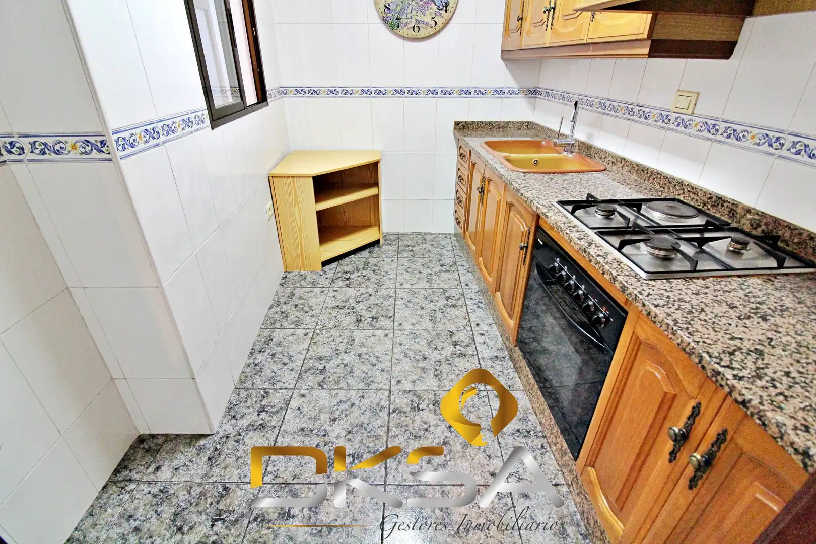 Cuina de Casa o xalet en venda en Vila-real amb Terrassa, Traster i Moblat