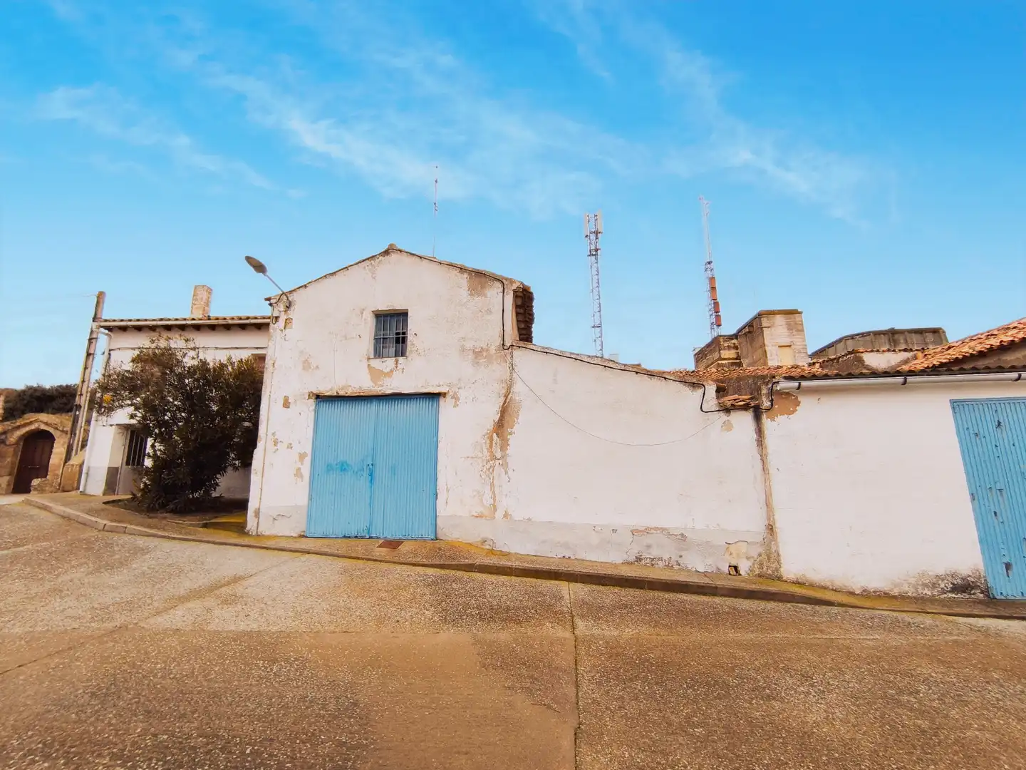 Vista exterior de Casa o chalet en venta en Santa Cecilia del Alcor con Calefacción, Jardín privado y Trastero