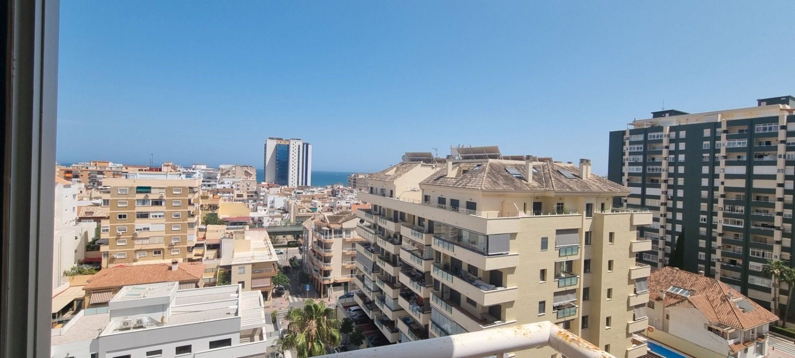 Exterior view of Apartment for sale in Fuengirola  with Terrace, Furnished and Oven