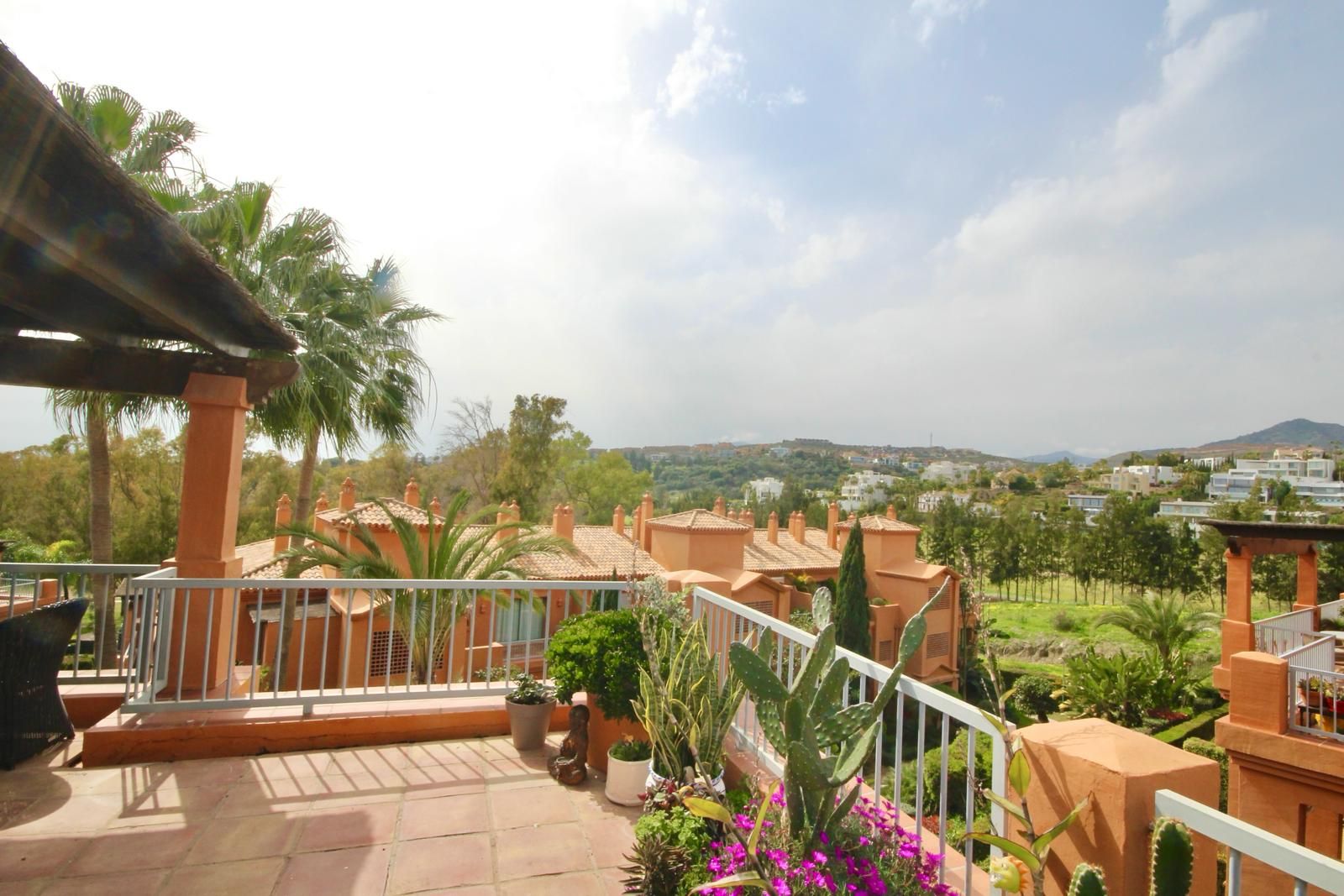 Jardí de Àtic en venda en Estepona amb Aire condicionat, Terrassa i Traster