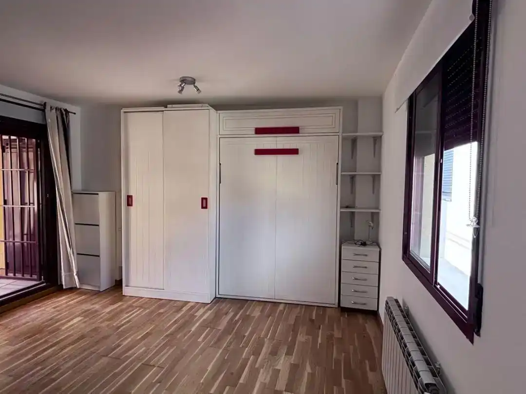 Habitación de Piso en venta en Madrid con Aire acondicionado, Parquet y Amueblado