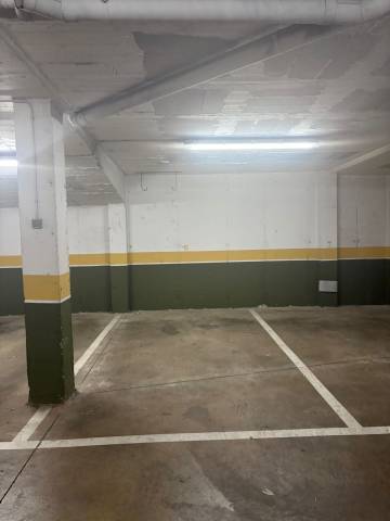 Garaje en Alquiler en Montilivi