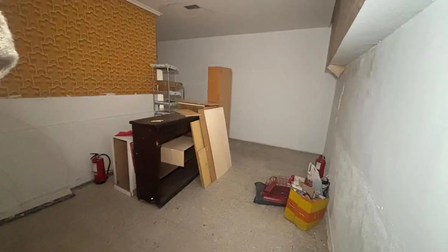 Local comercial en venta en De Francisco Aritio, imagen 4