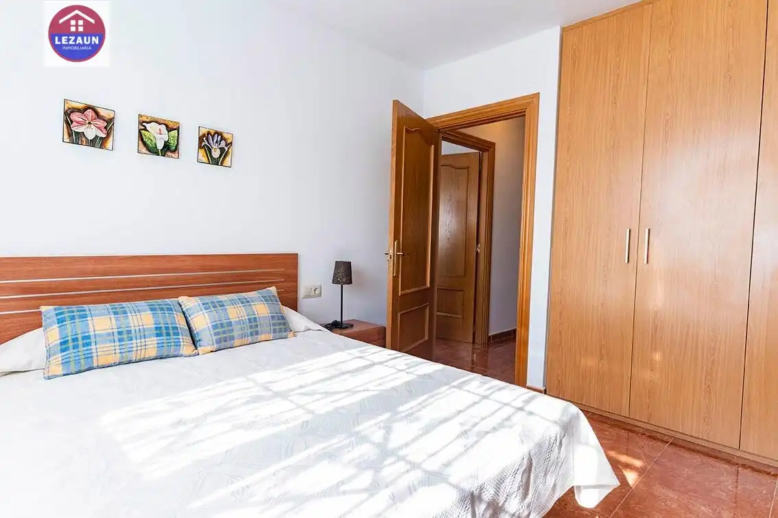 Habitación de Casa o chalet en venta en Marcilla con Jardín privado y Amueblado